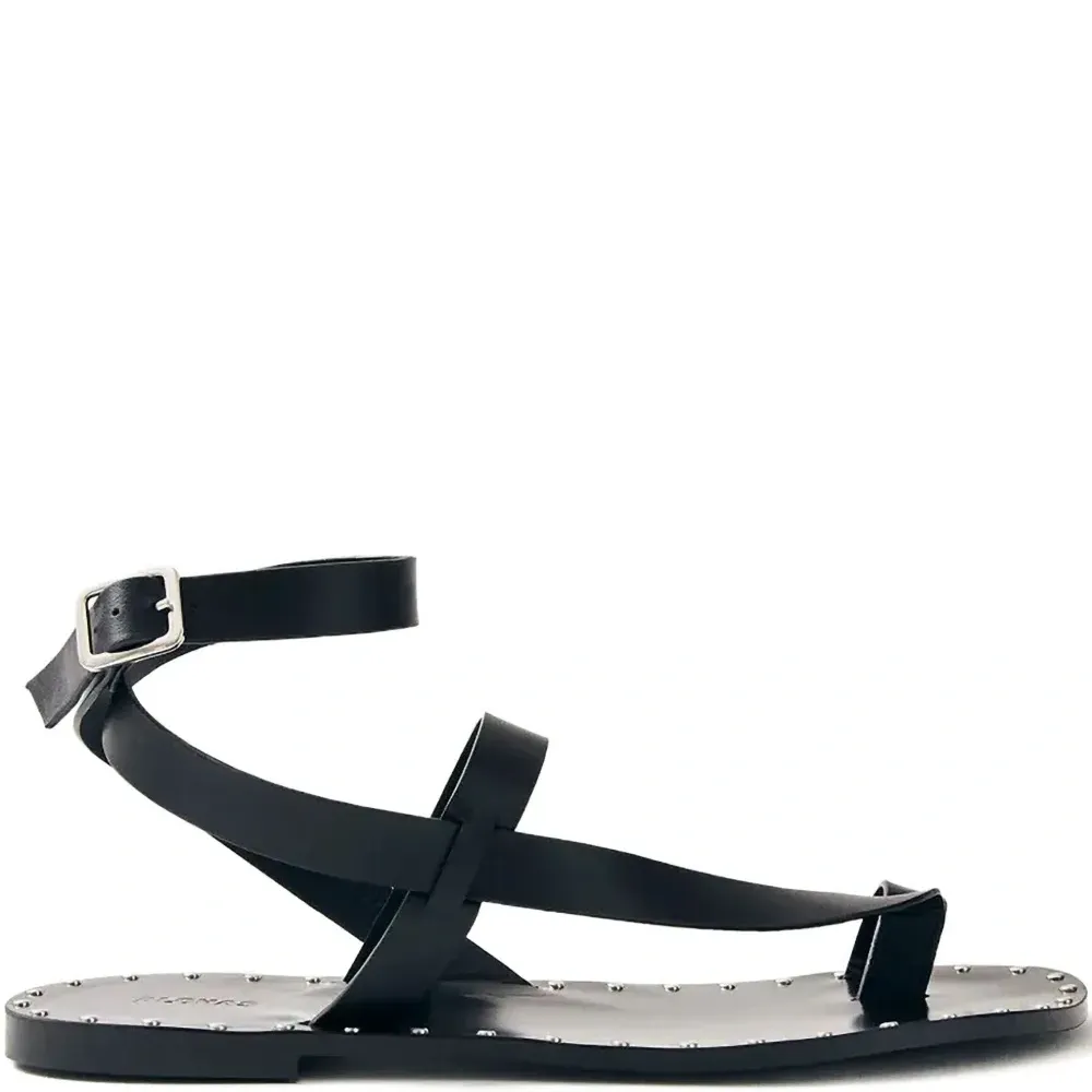 Сандалии с ремешками Сандалии с ремешками