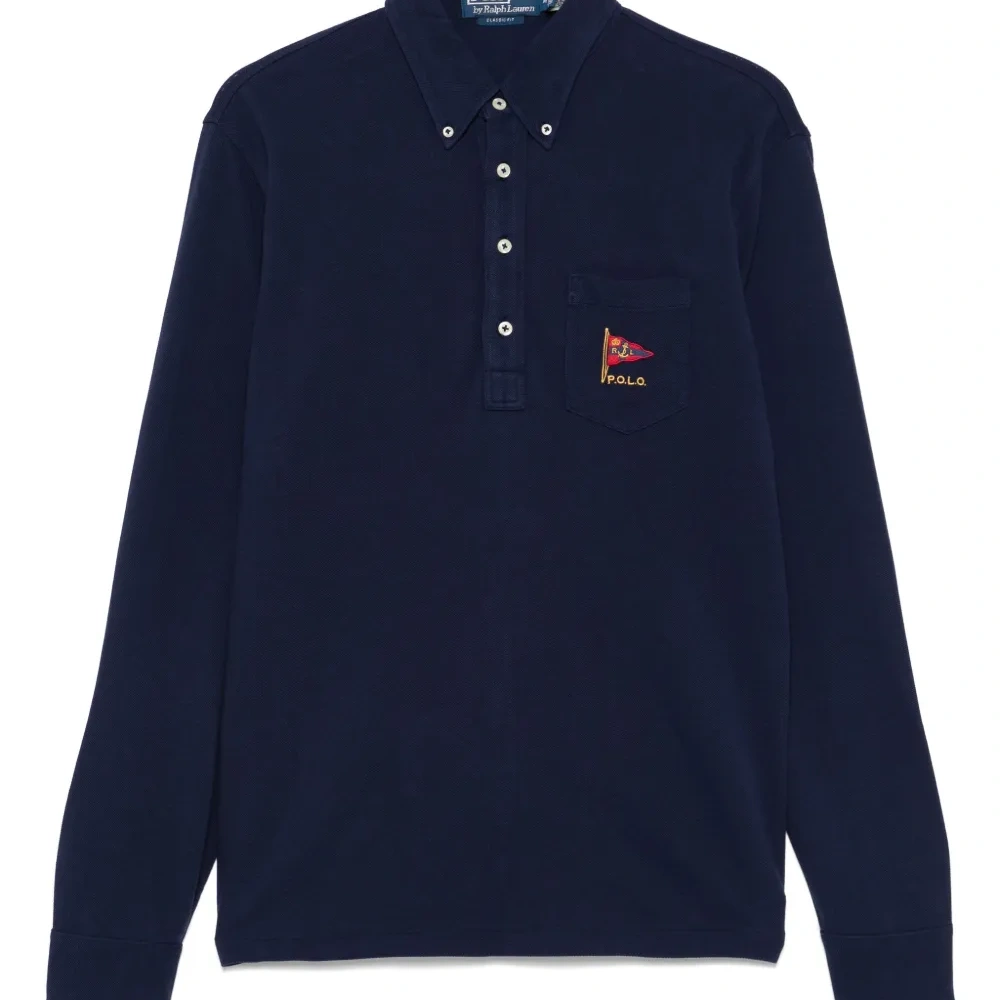 Рубашка поло с вышитым логотипом