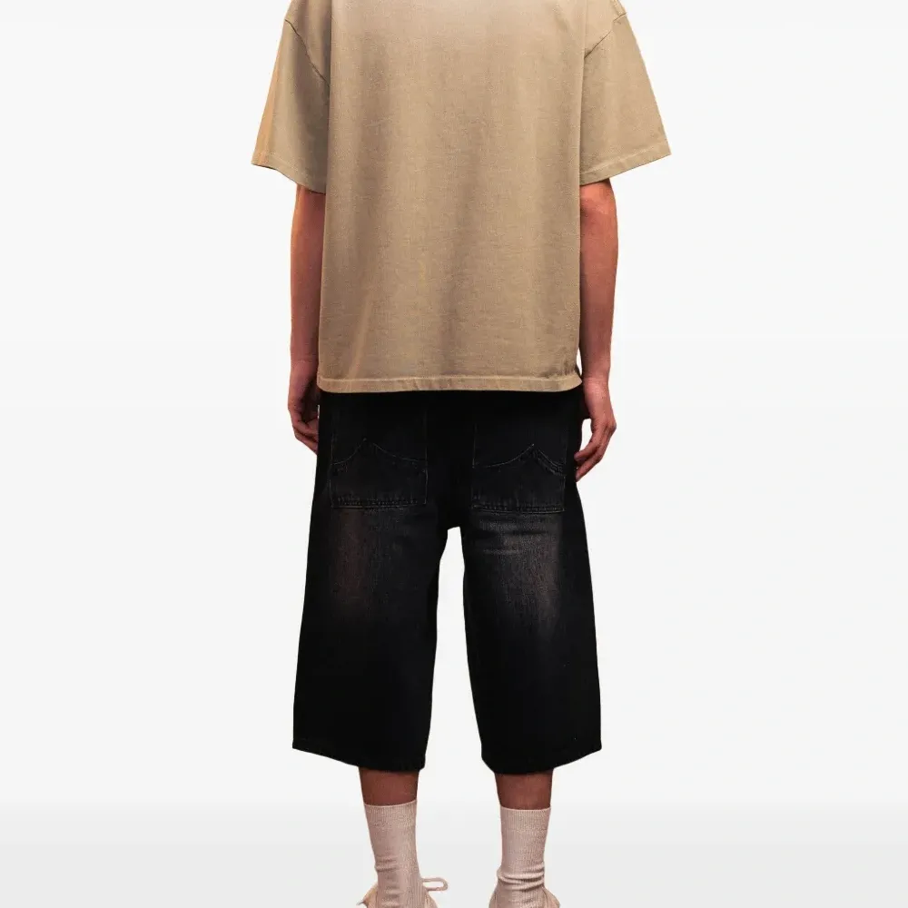 Джинсовые шорты