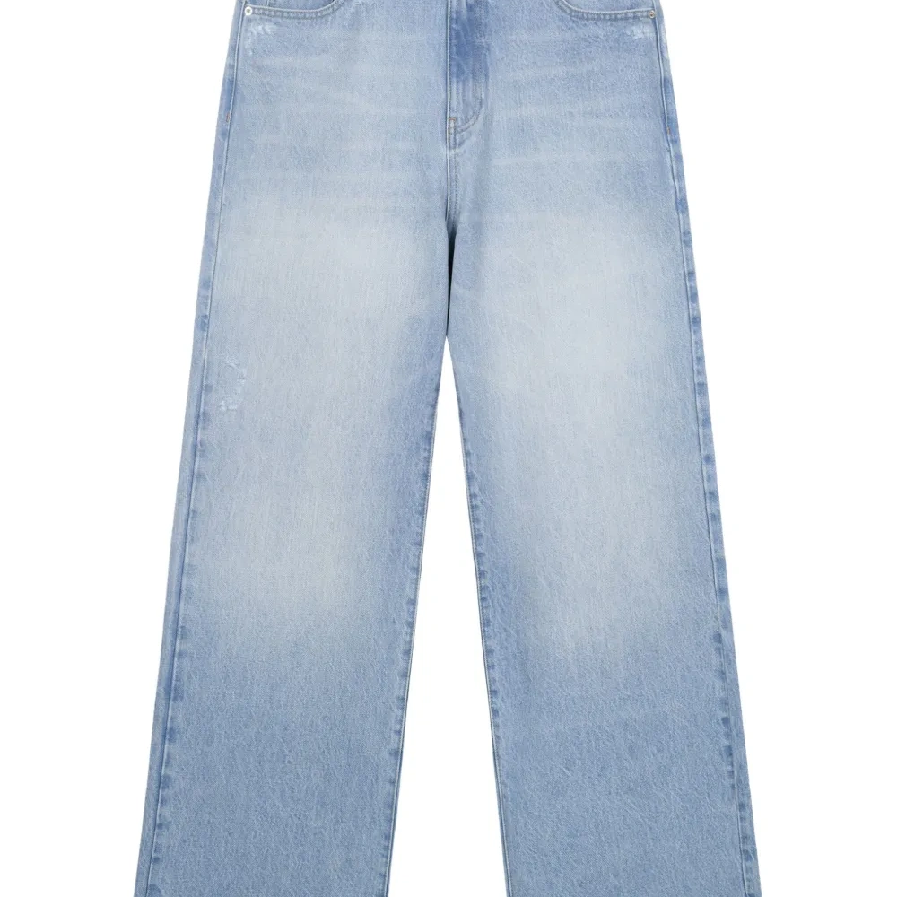 Джинсы широкого кроя