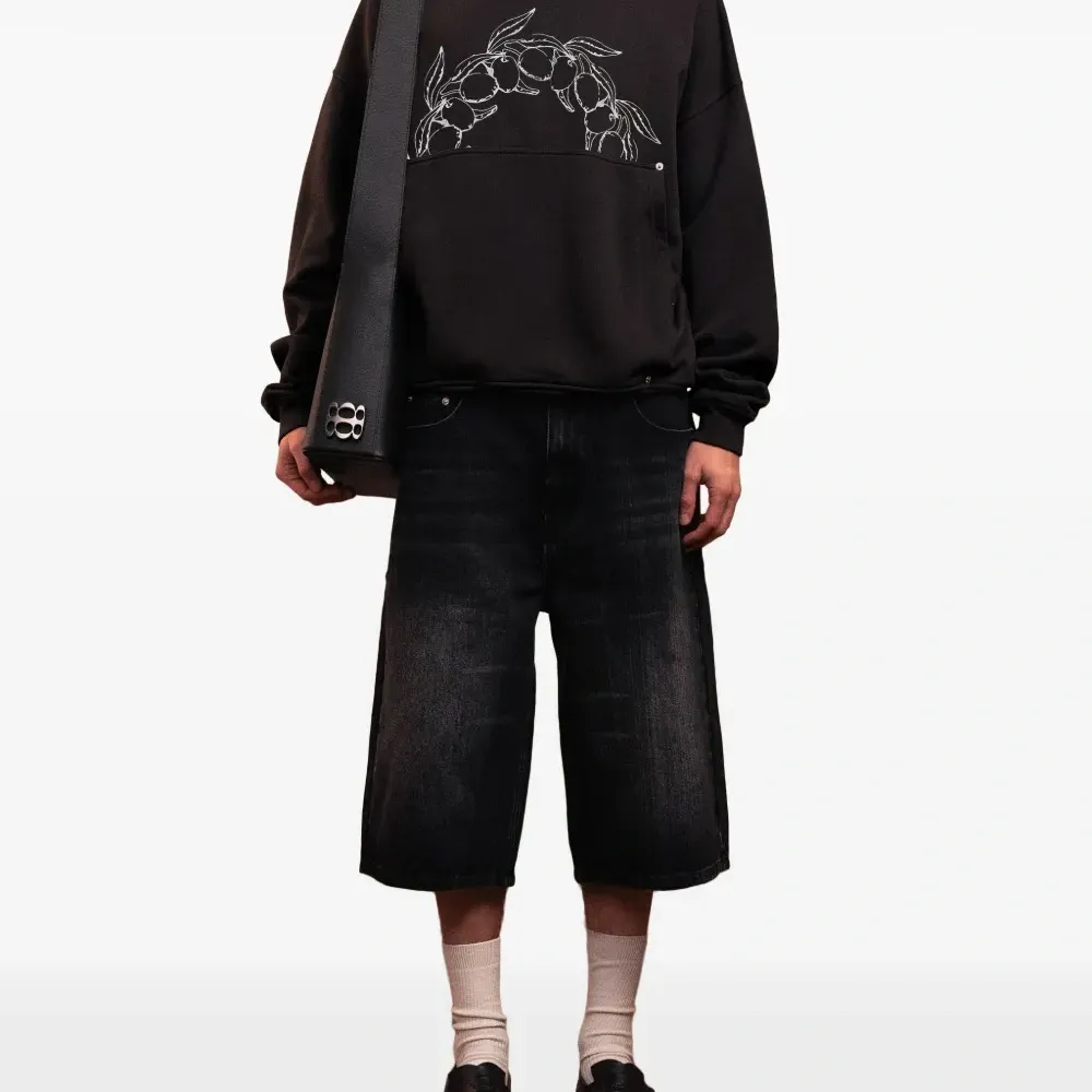 Худи с графичным принтом