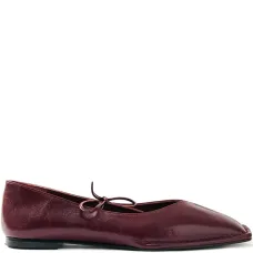 Балетки с заостренным носком