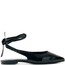 Туфли с заостренным носком и ремешком на щиколотке Туфли с заостренным носком и ремешком на щиколотке