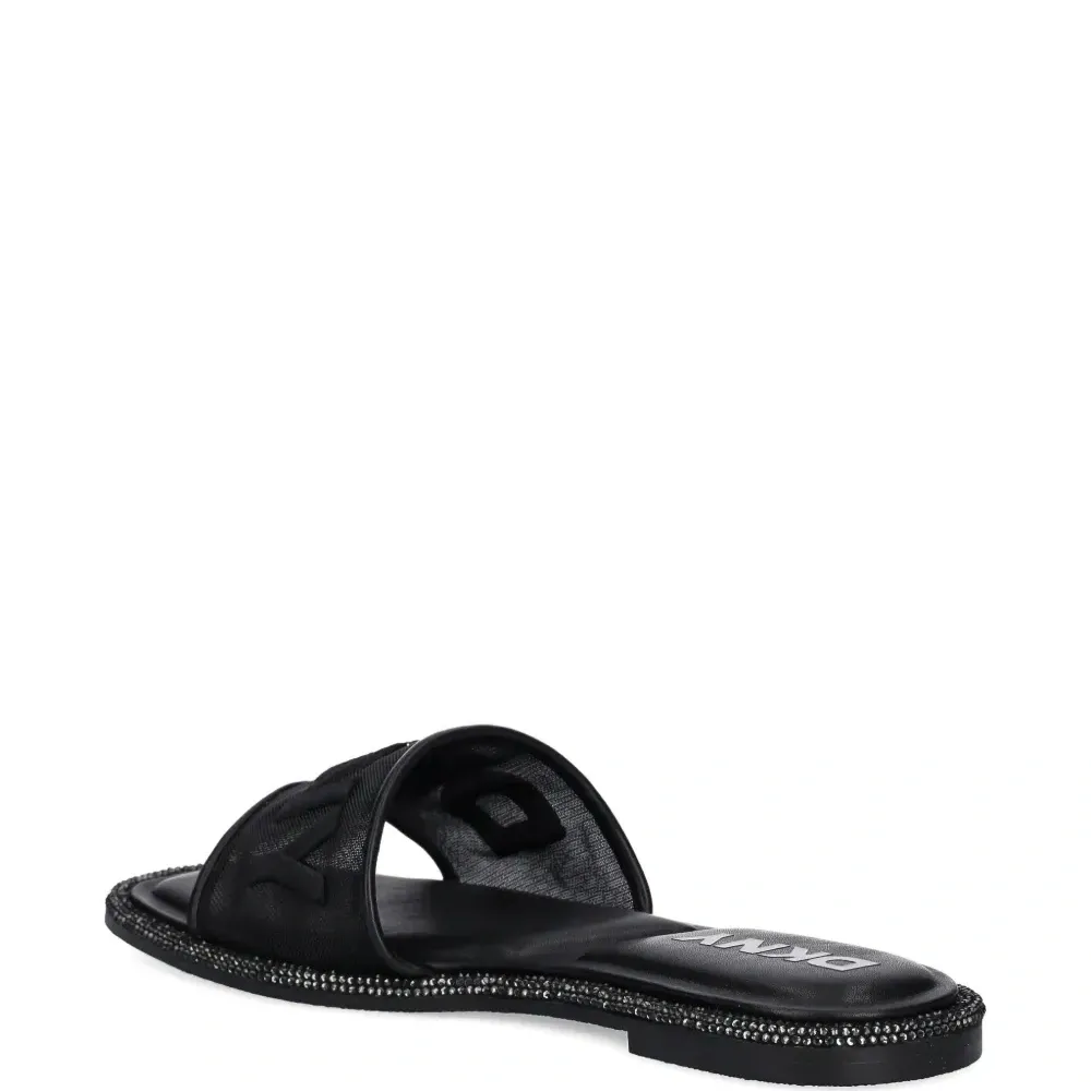 Шлепанцы с логотипом