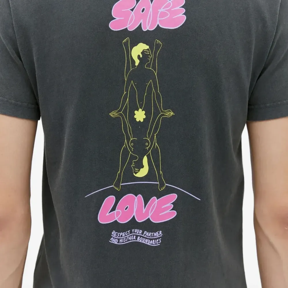 Футболка Safe Love