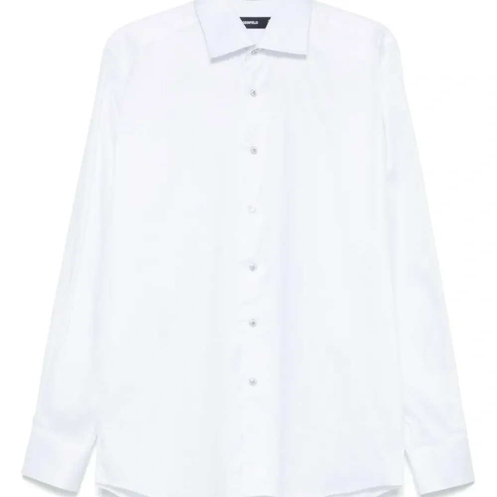 рубашка на пуговицах