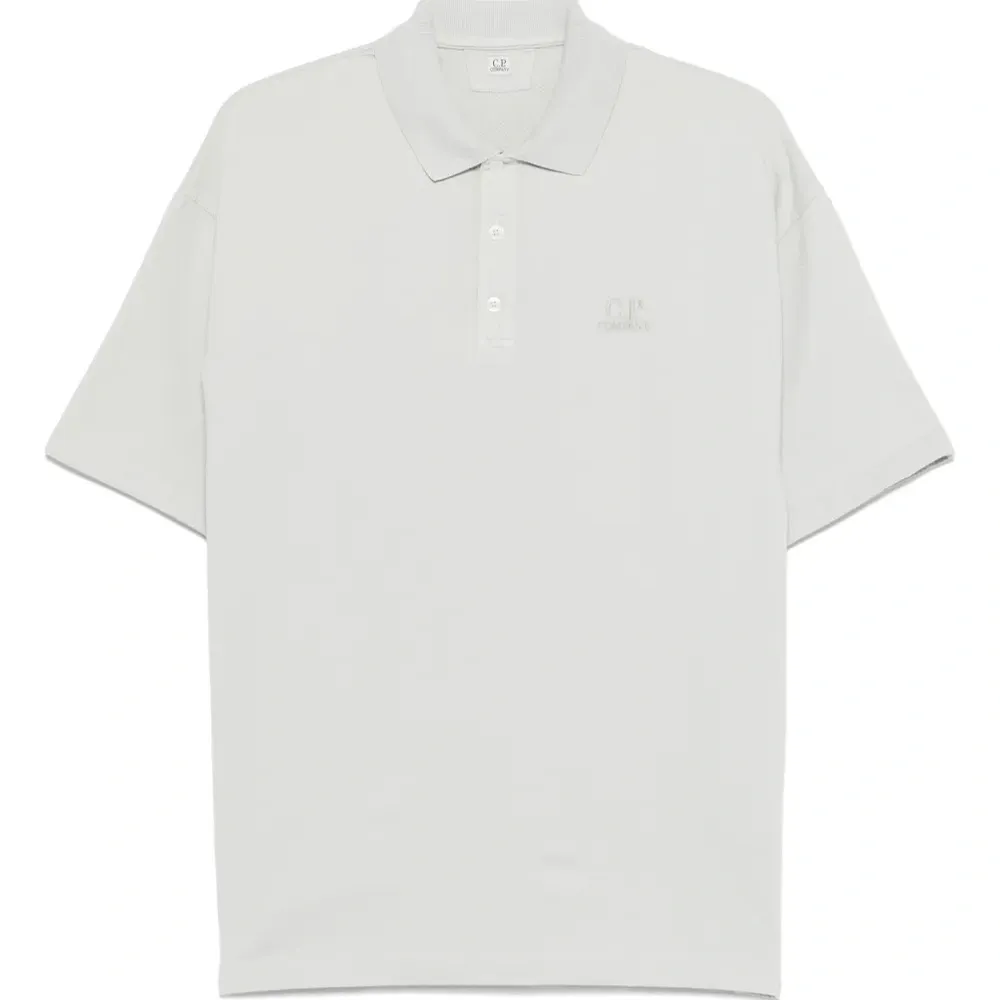 Рубашка поло с вышитым логотипом