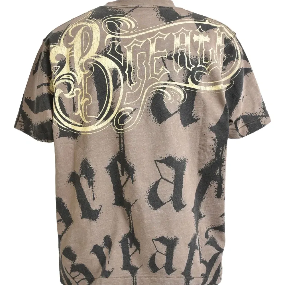 Футболка с логотипом