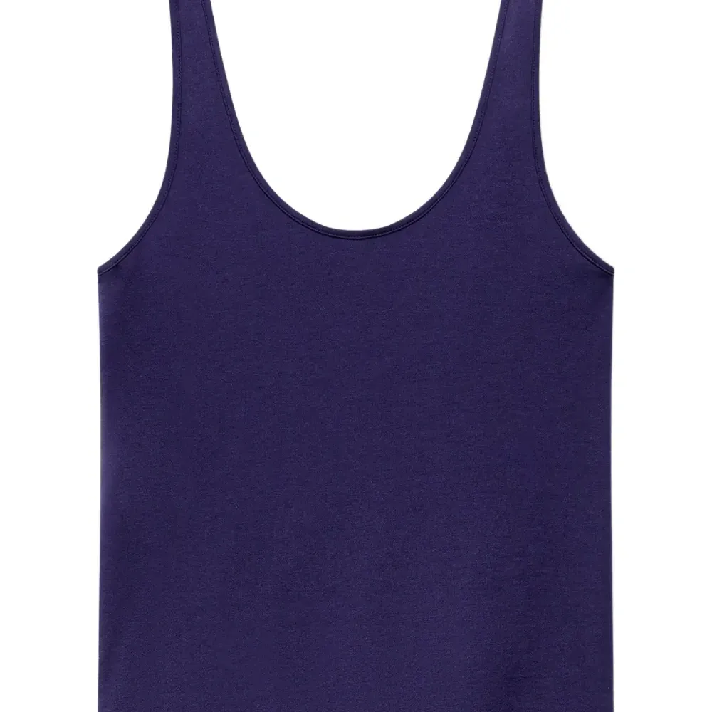 Топ с U-образным вырезом