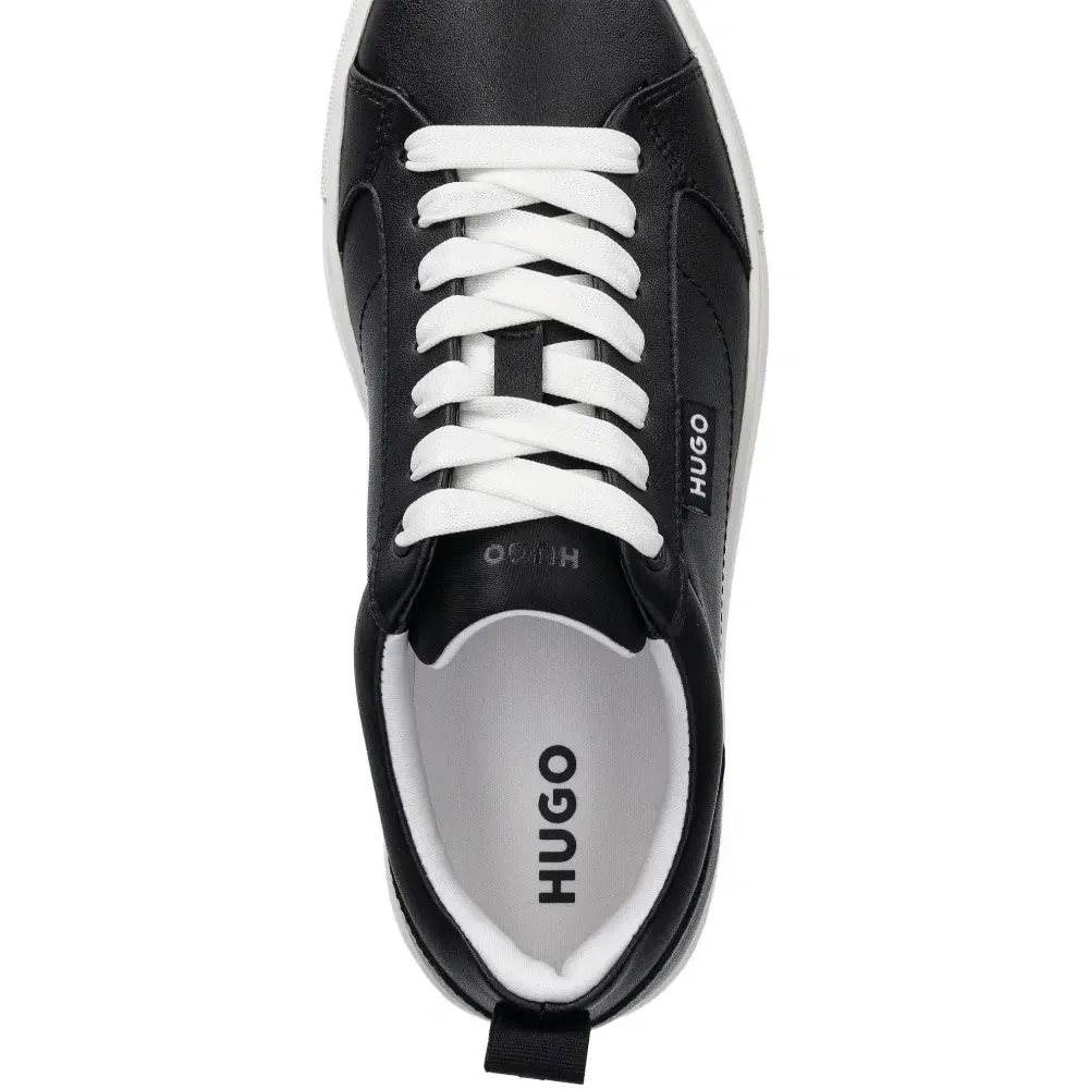 Кожаные кроссовки