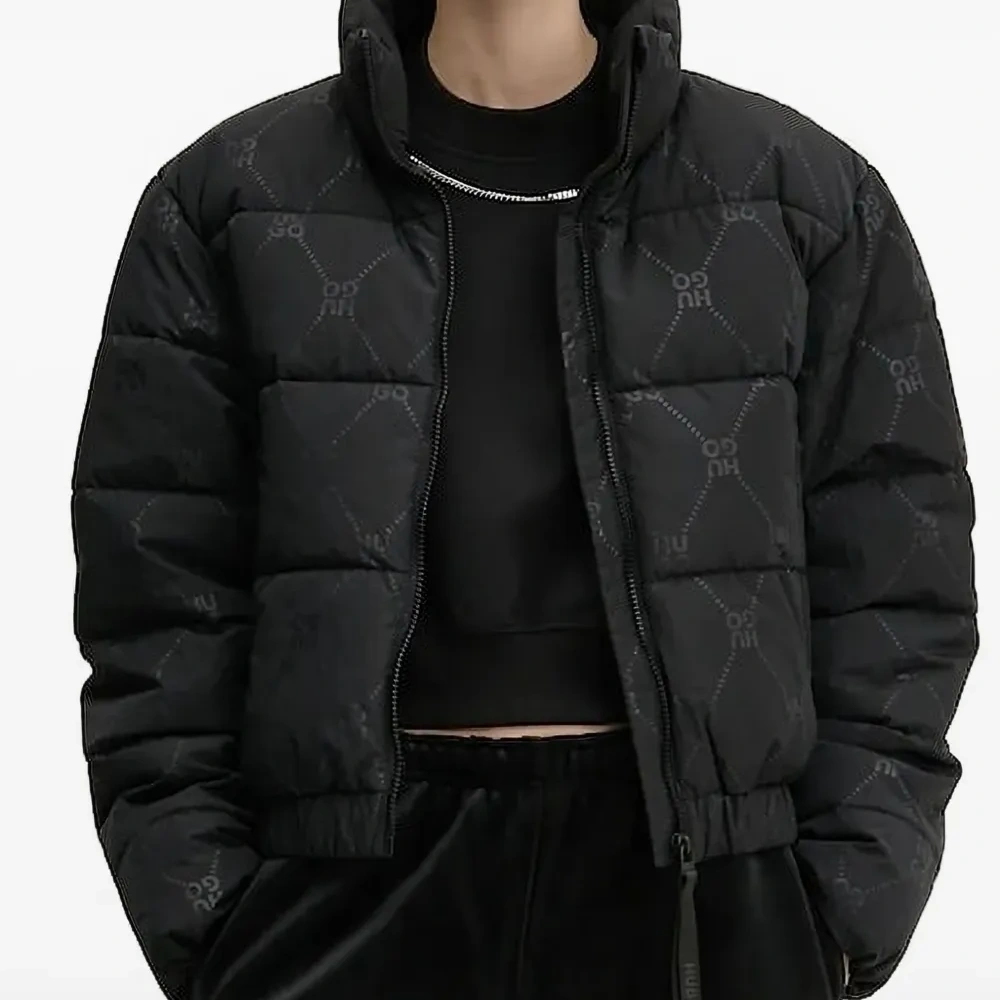 Толстовка с цепочкой