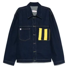 Джинсовая куртка с нашивкой