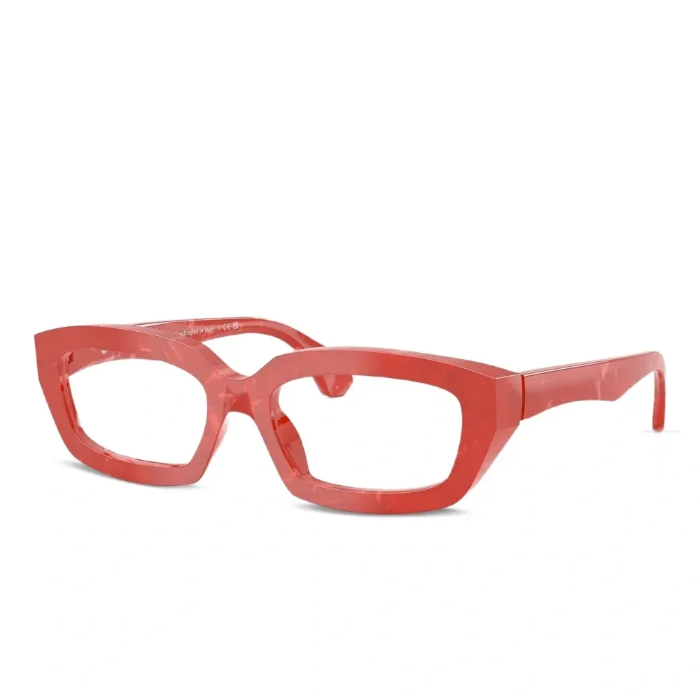 Очки в геометричной оправе