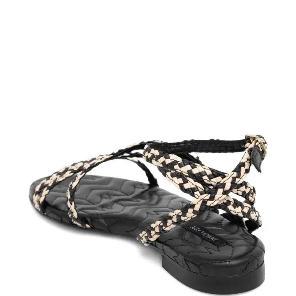 Сандалии с плетеными ремешками