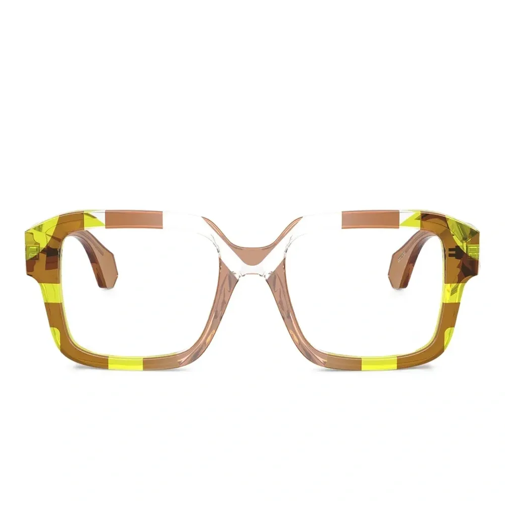 очки в геометричной оправе