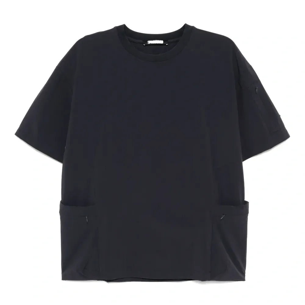 Футболка с карманами на молнии