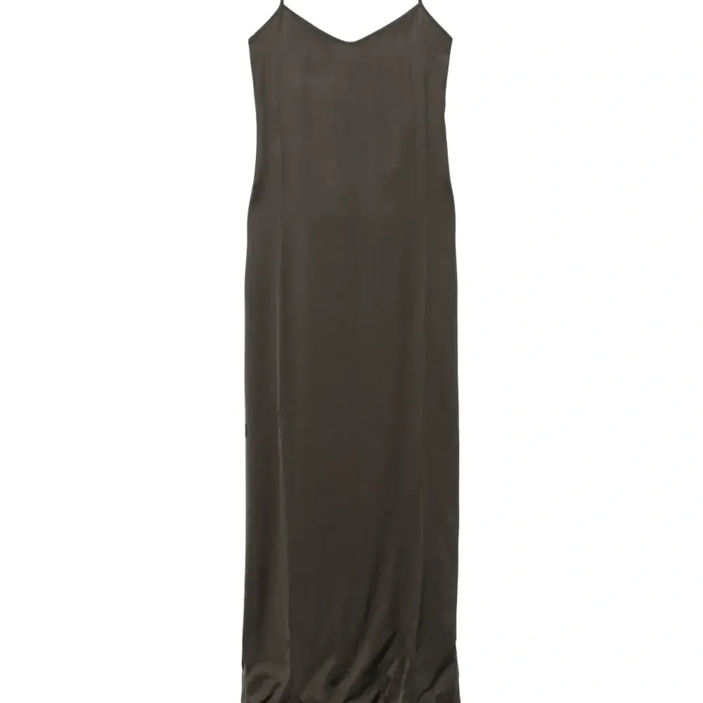 Платье макси с открытой спиной