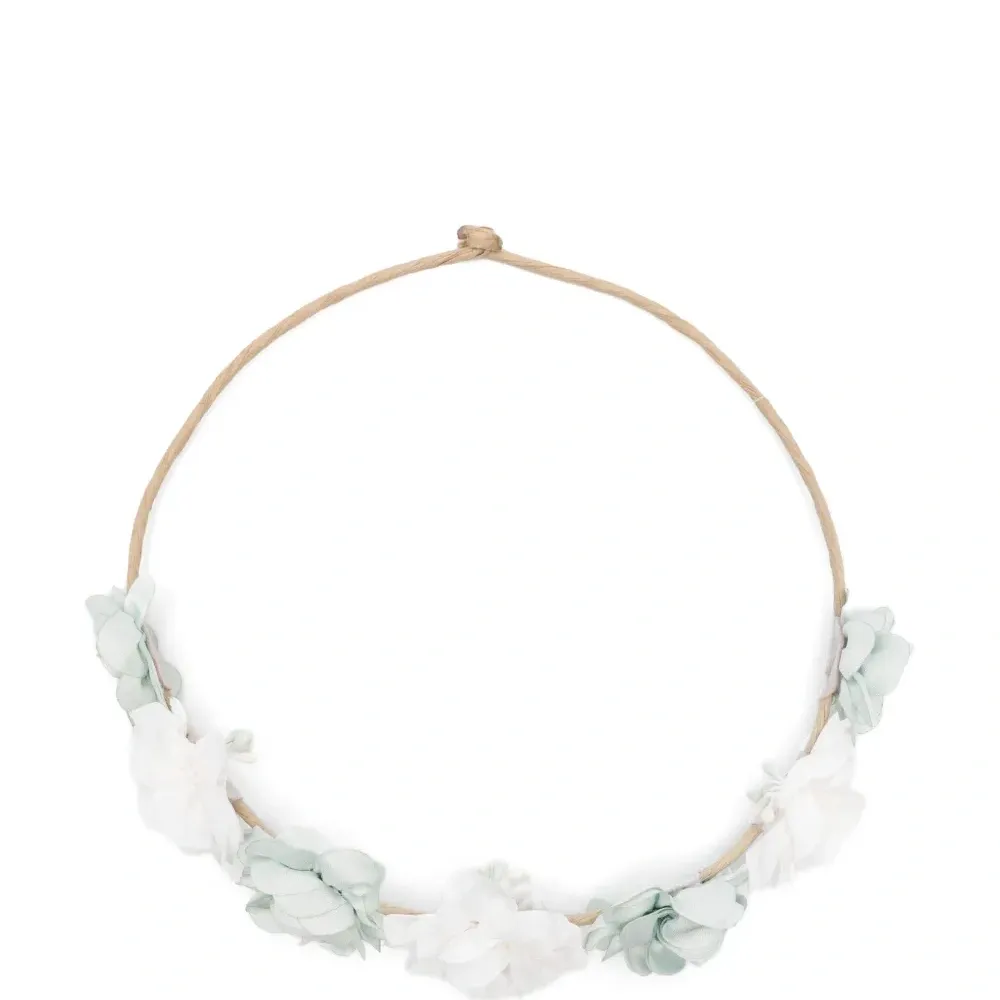 Ободок с цветочной аппликацией