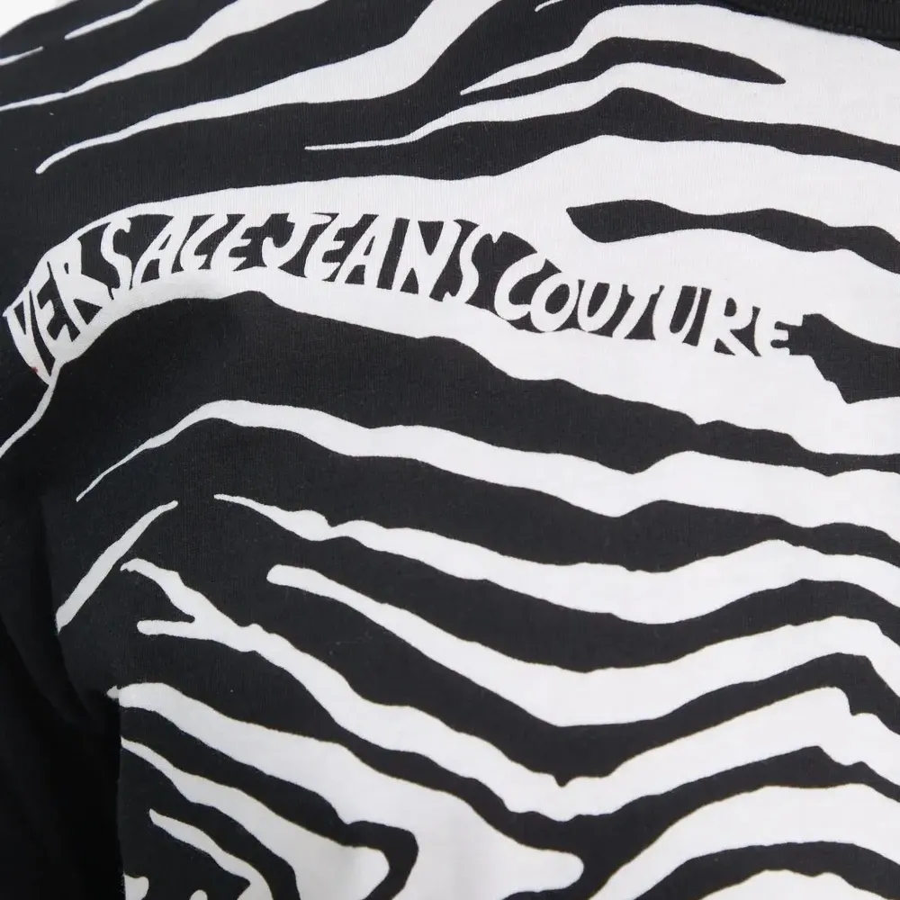 Футболка с принтом Футболка с принтом