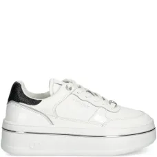 Кожаные кроссовки