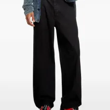 Брюки с карманами