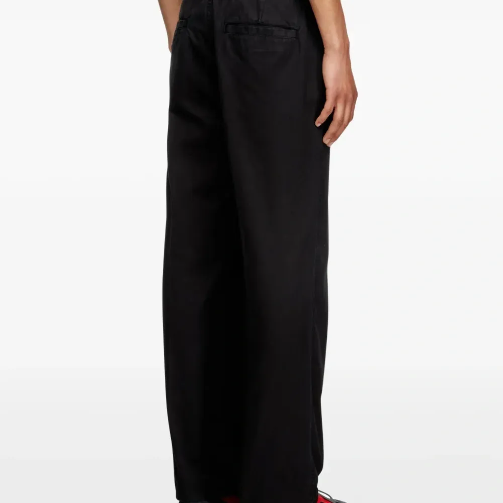 Брюки с карманами Брюки с карманами