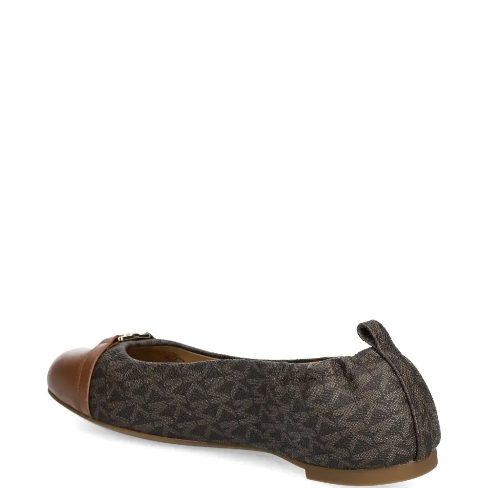 Балетки с монограммой