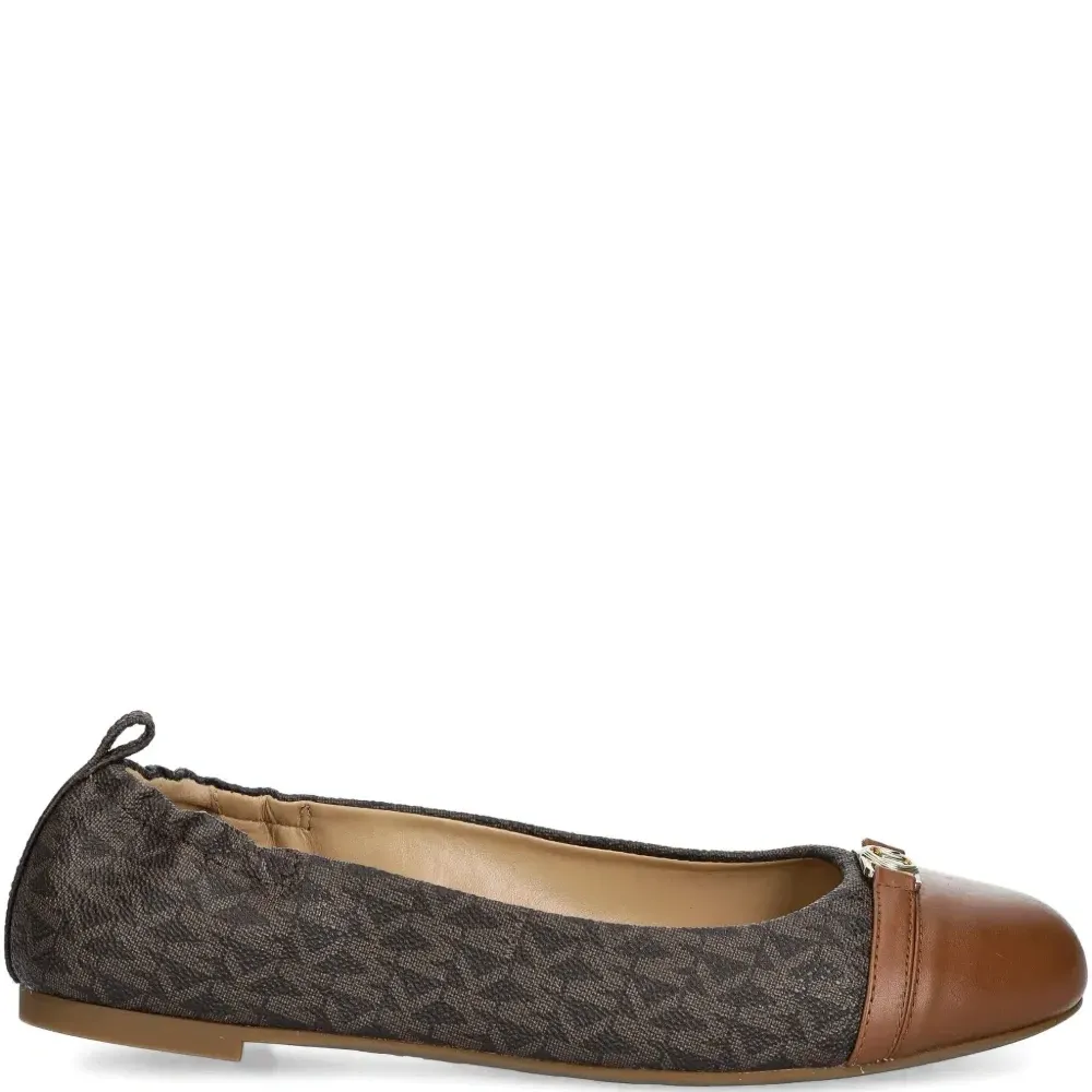 Балетки с монограммой