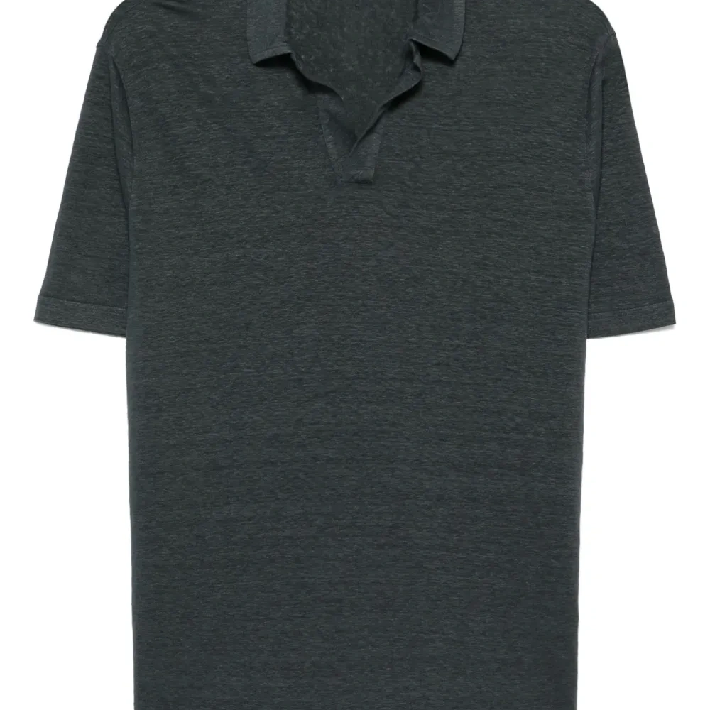 Льняная футболка