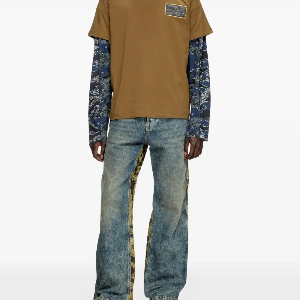 футболка T-Norm-T3 с графичным принтом