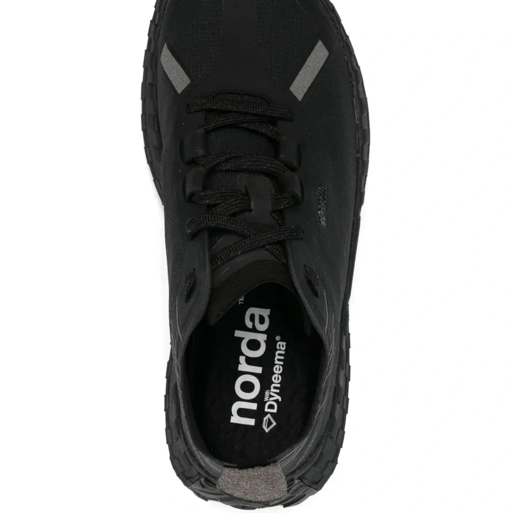 Кроссовки 001