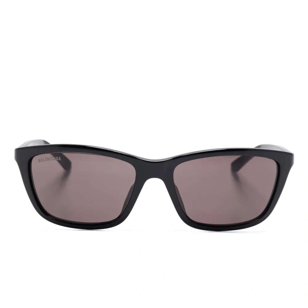 Солнцезащитные очки в прямоугольной оправе Солнцезащитные очки в прямоугольной оправе