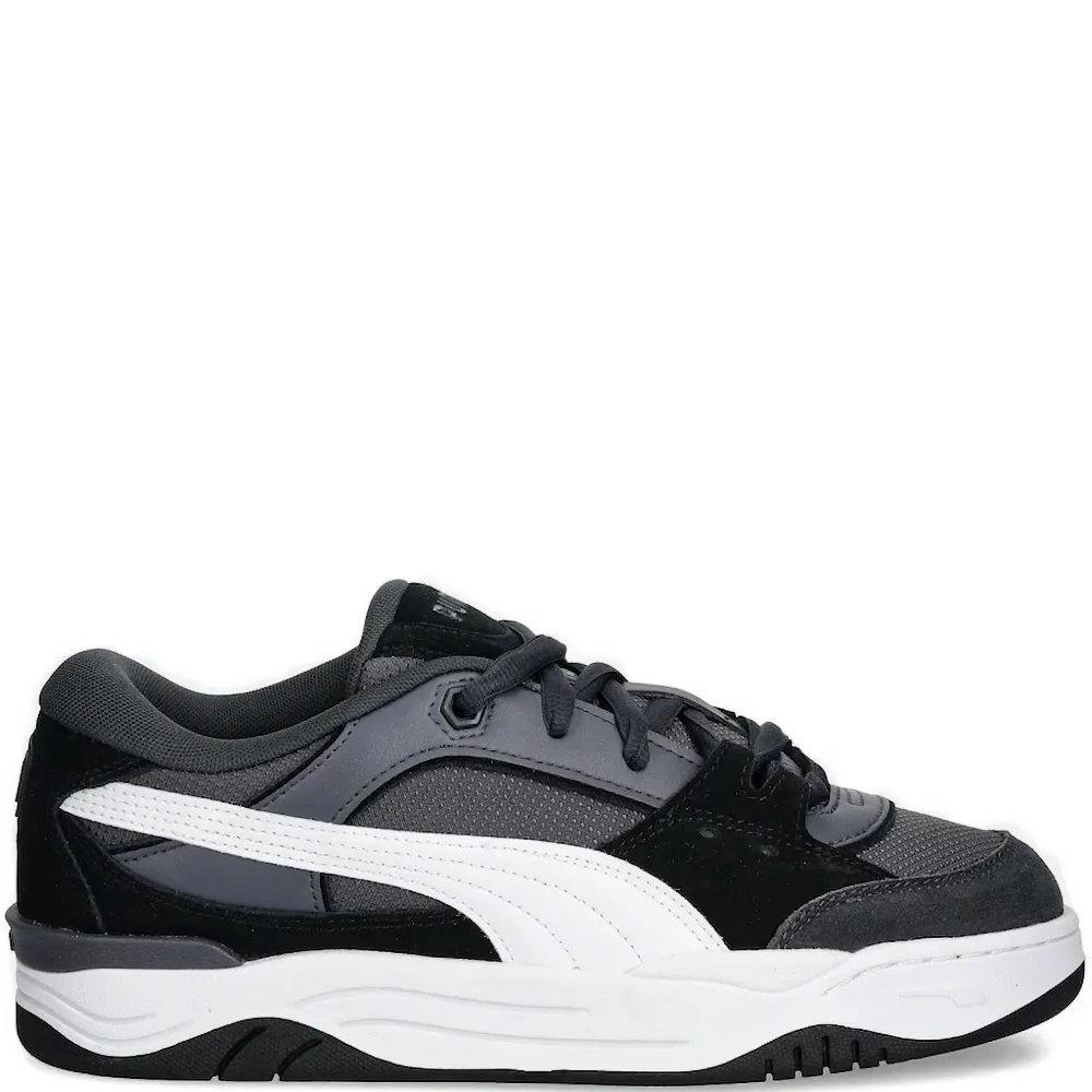 Кроссовки со вставками