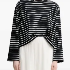 Полосатый топ с длинными рукавами