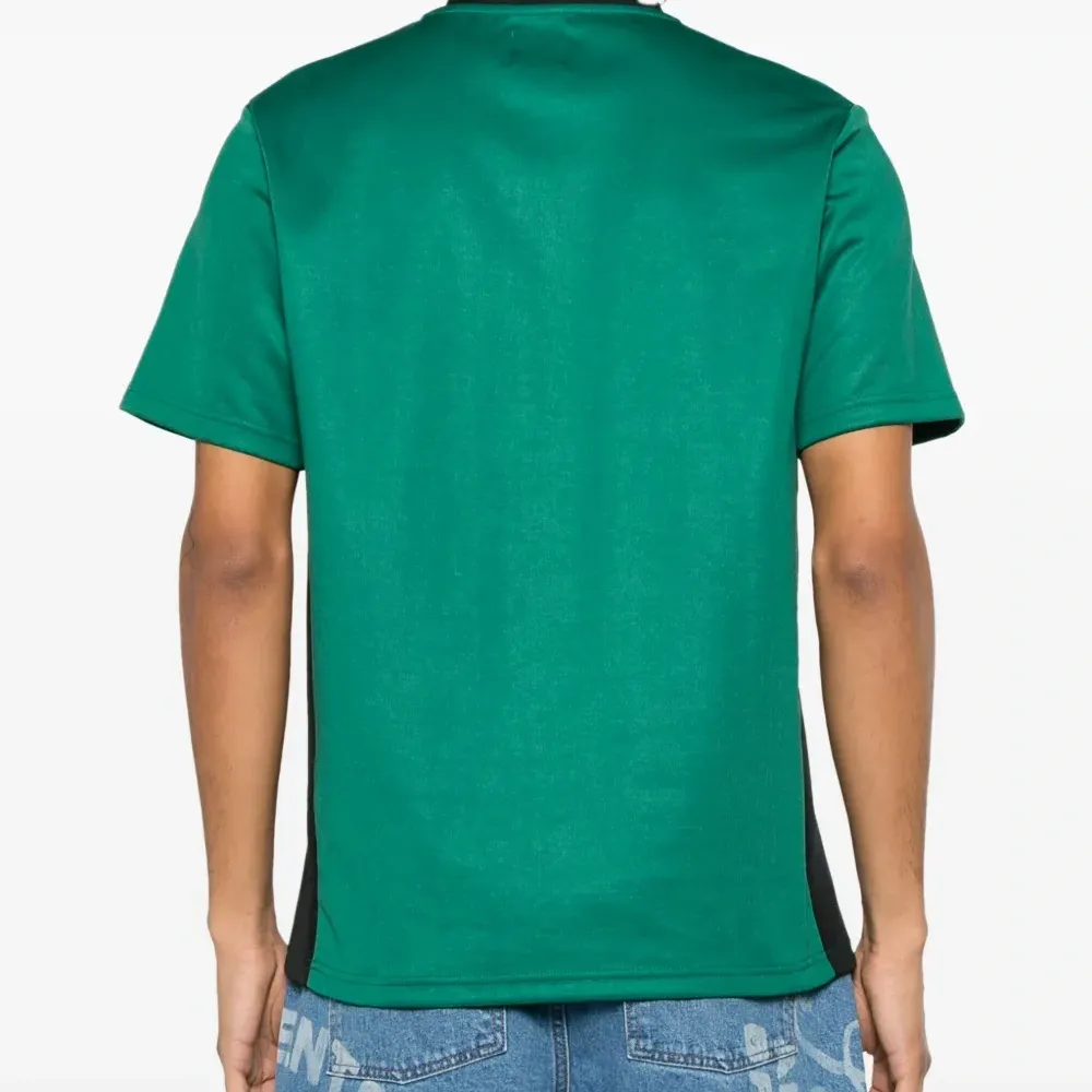 Футболка с принтом