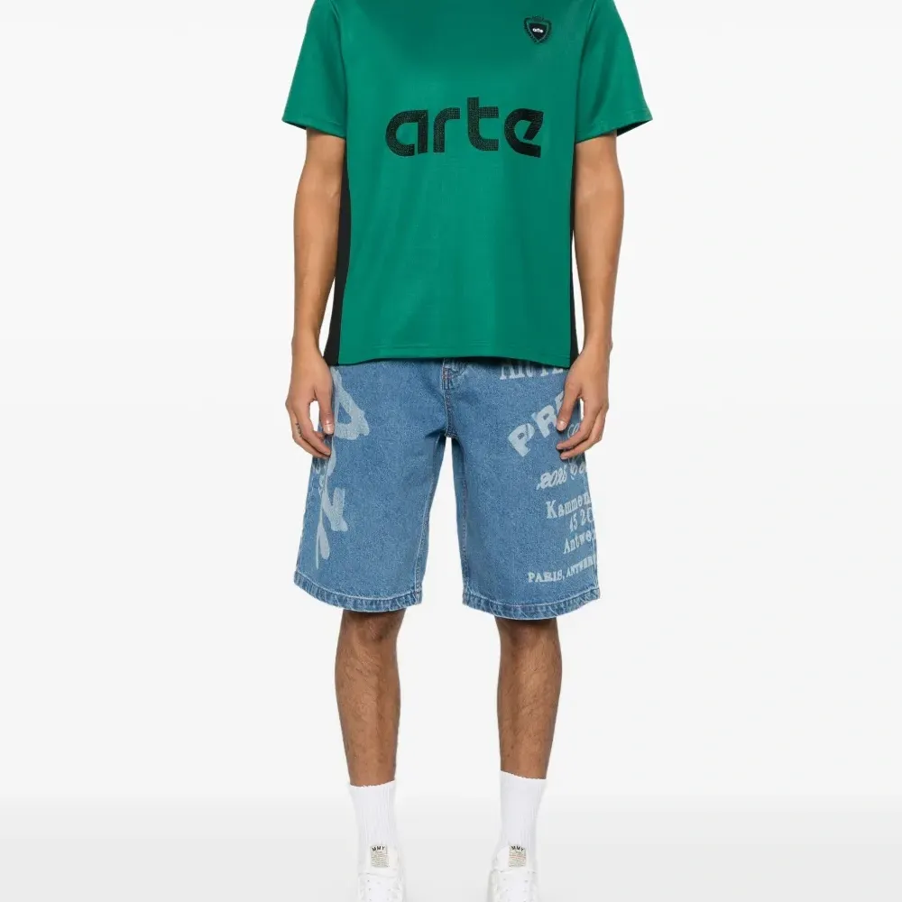 Футболка с принтом