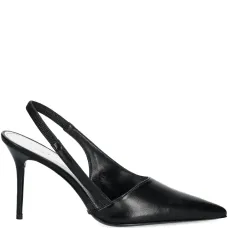 Туфли с заостренным носком и ремешком на пятке