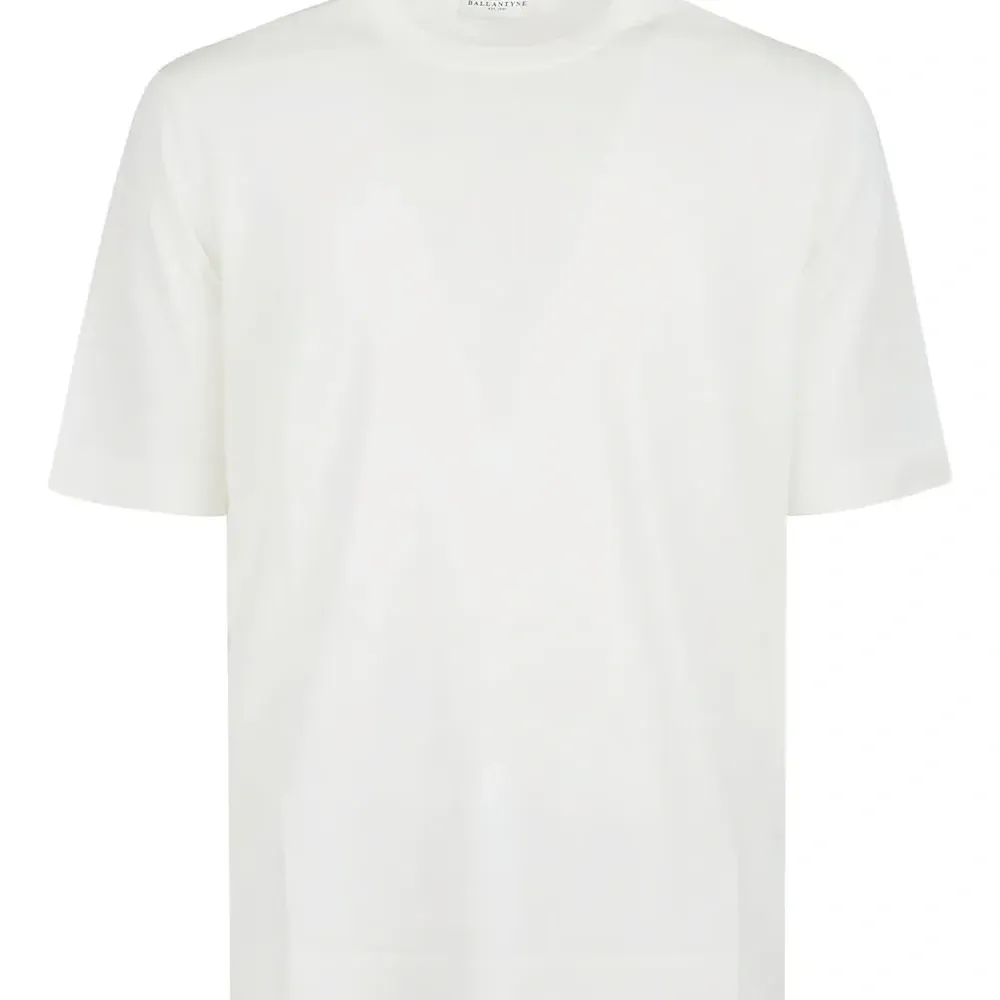 футболка с круглым вырезом