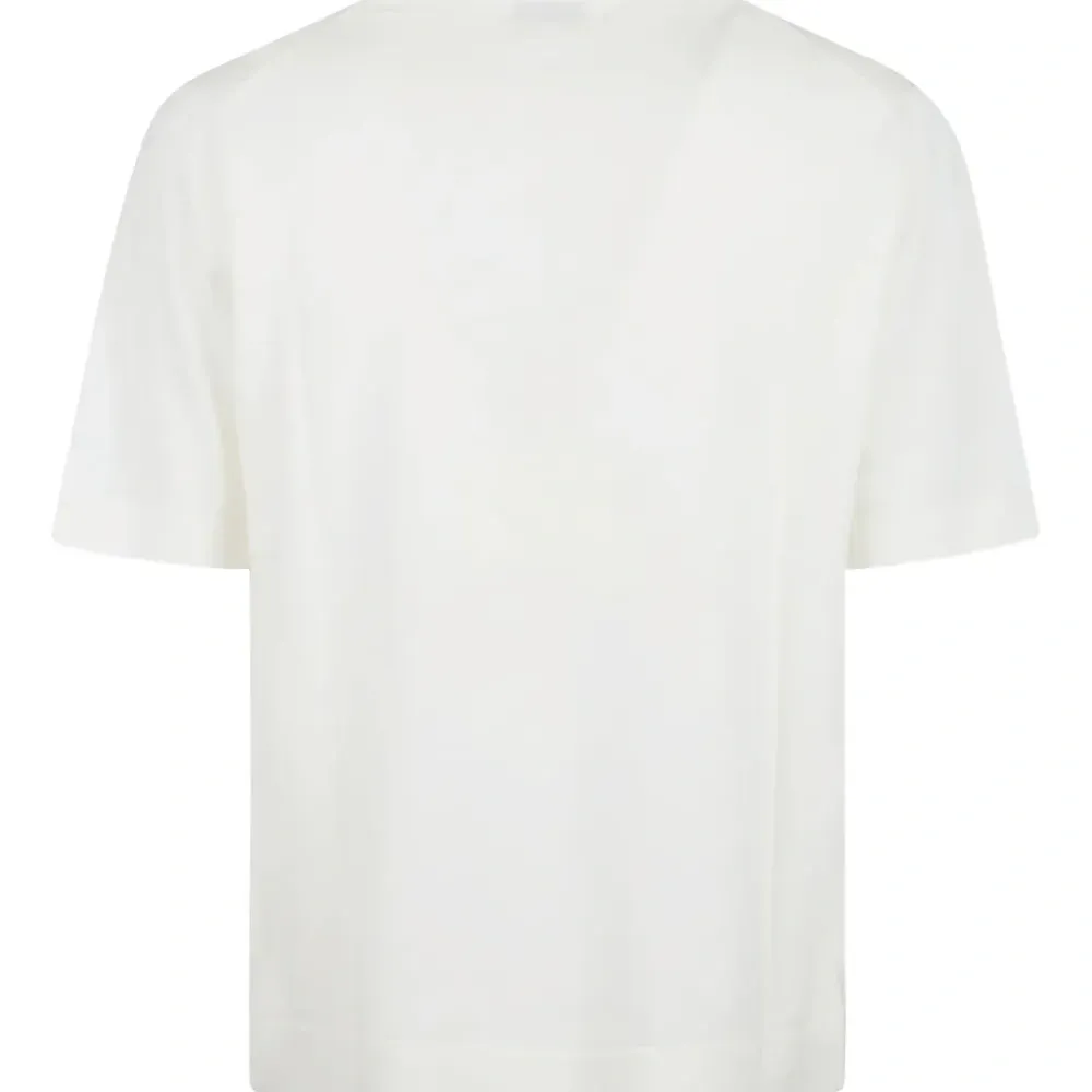 футболка с круглым вырезом