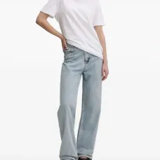 Футболка с логотипом