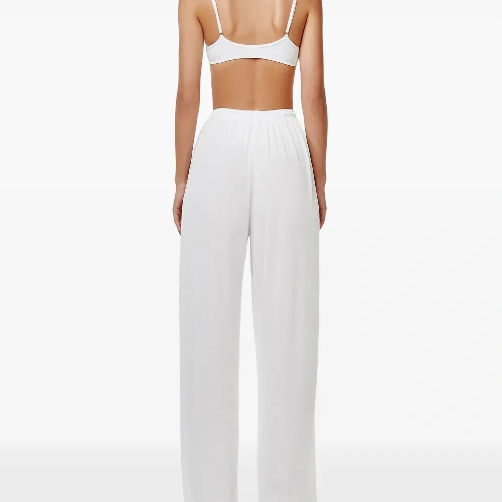 Брюки палаццо с завышенной талией