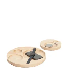 Деревянный поднос с вырезами