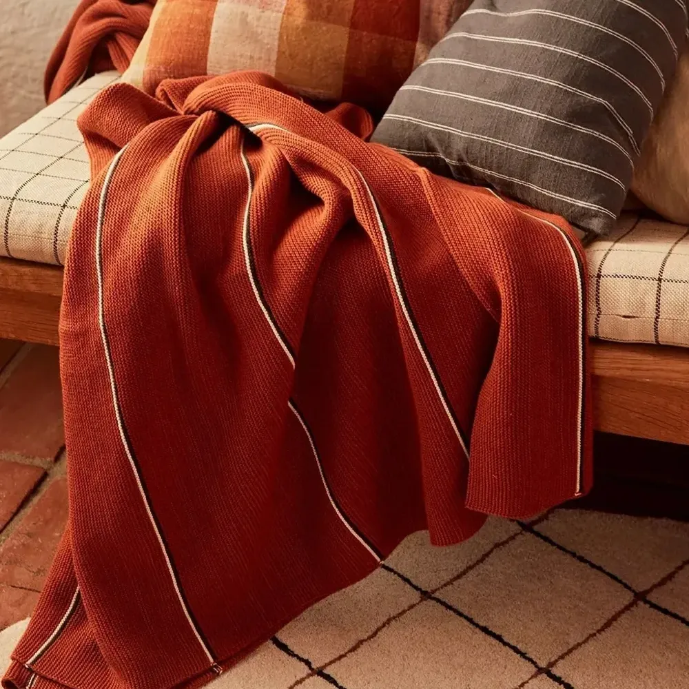 Полосатый мягкий текстиль