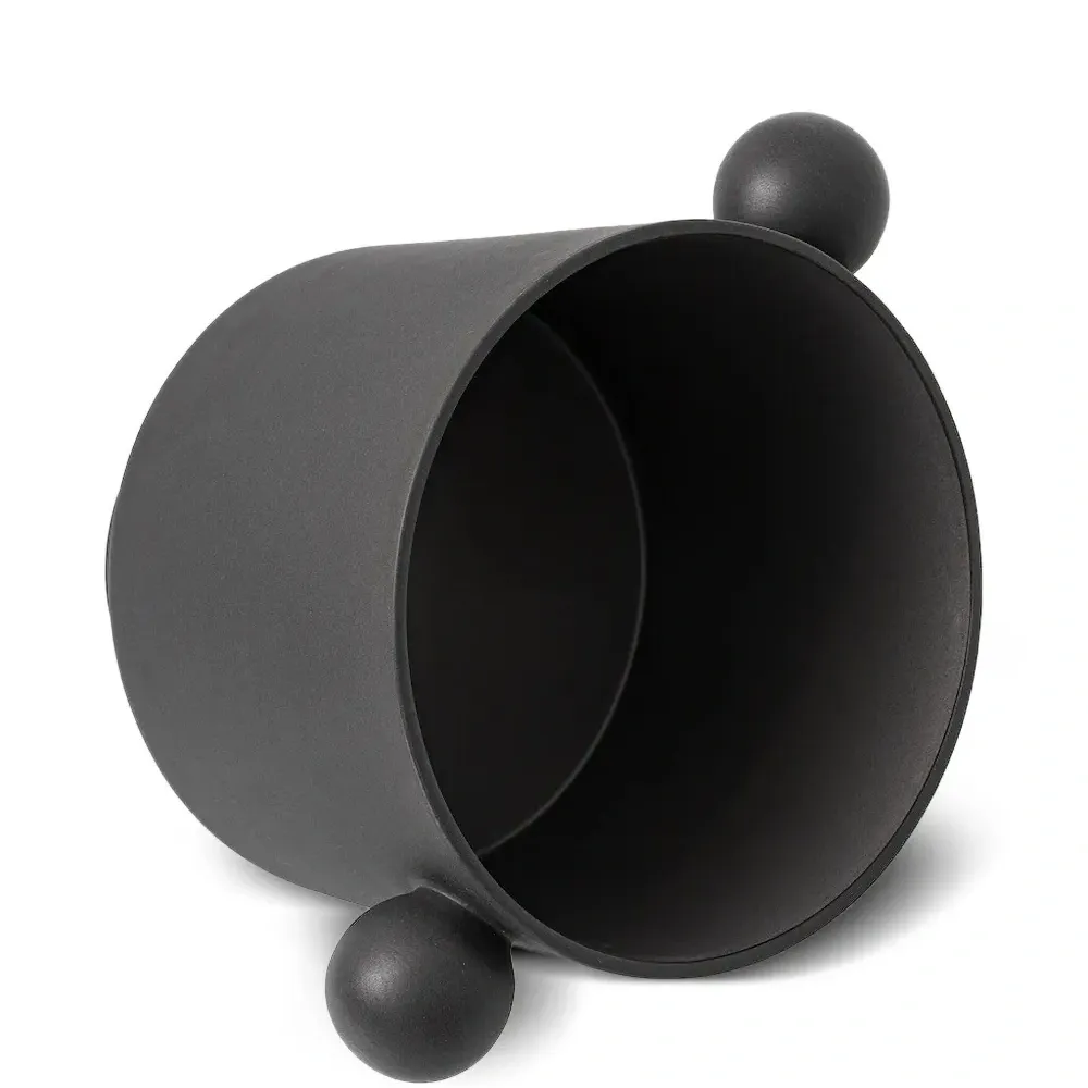 Ваза с круглой ручкой