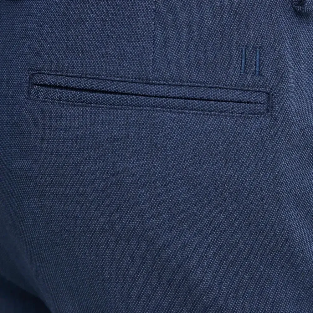 Брюки с карманами