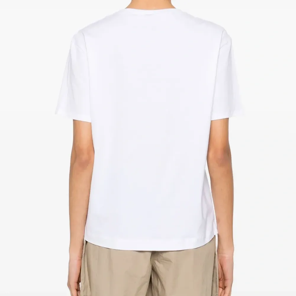 Футболка с круглым вырезом