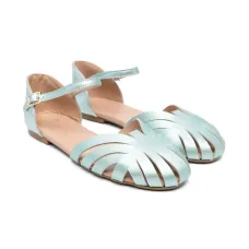 Кожаные сандалии