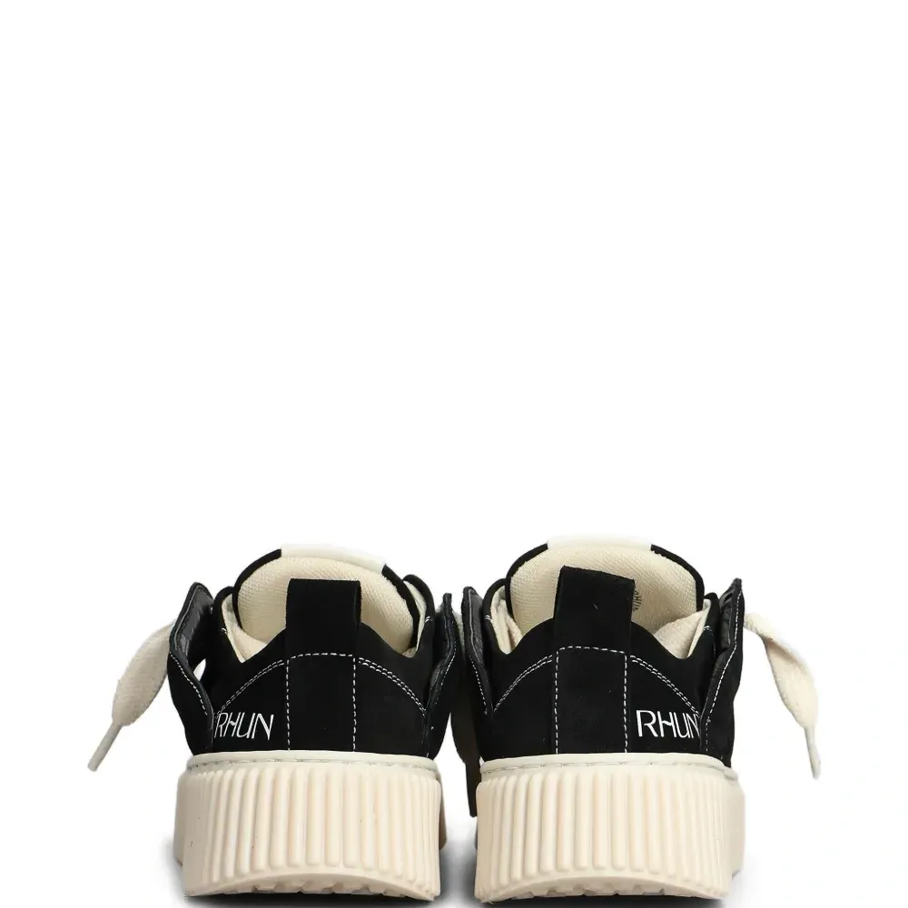 Кожаные кроссовки