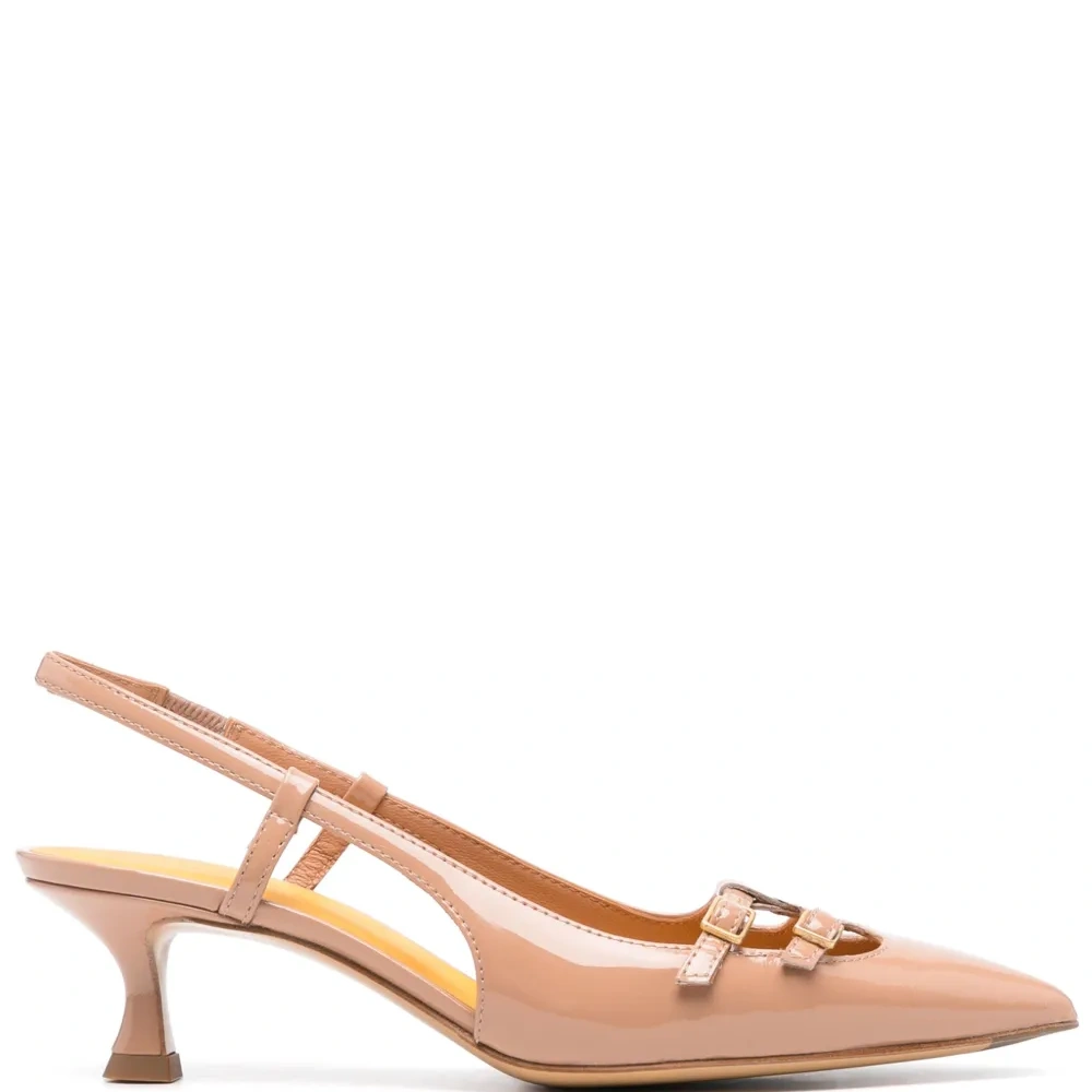 Туфли Naomi 50 с ремешком на пятке