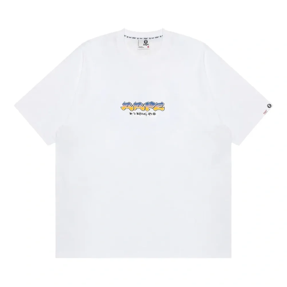 Футболка с логотипом